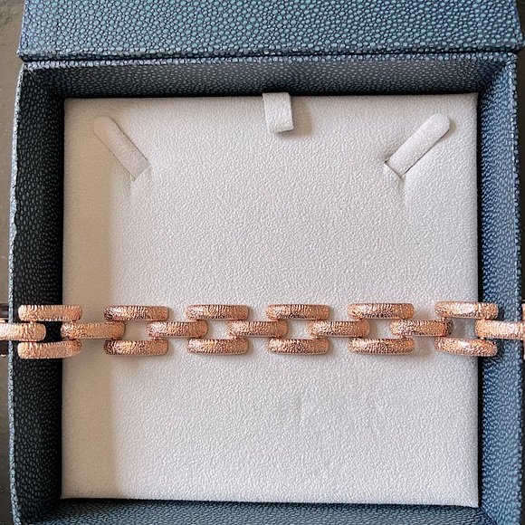 DESIGNER LUCY FOLK “ROSE GOLD PLATED" IRIDESCENT "LINK STYLE" CHOKER NECKLACE! - Picture 3 of 8